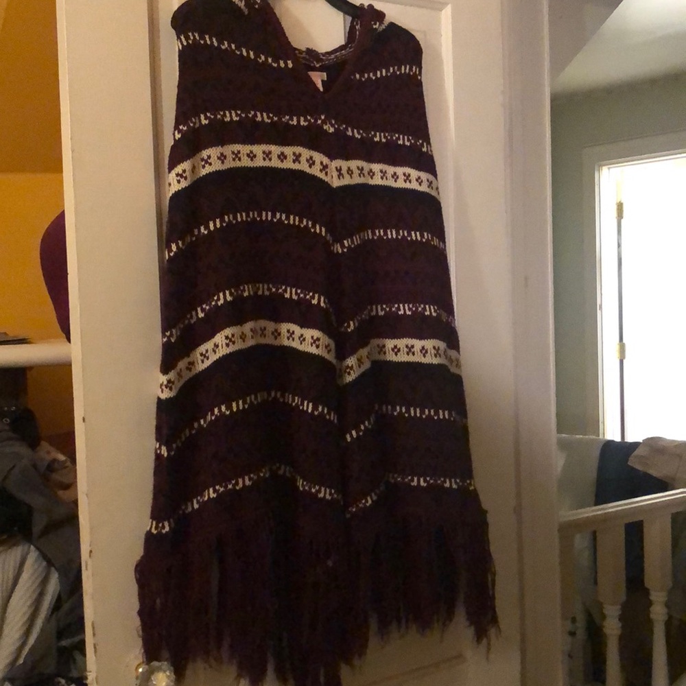 Woman’s poncho
